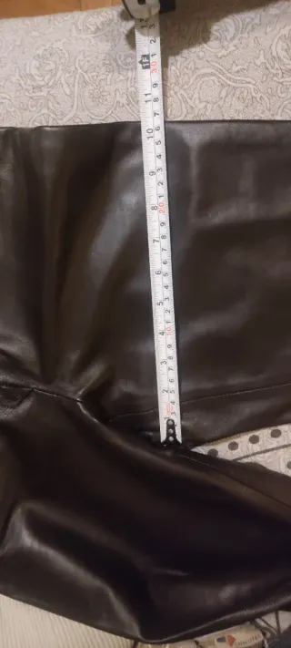 Pantalón de cuero marrón