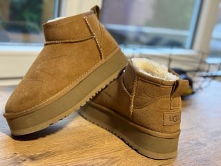 Botas UGG Beige/Marrón Talla [Talla]