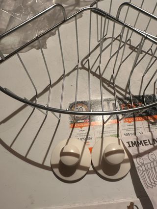 Cestelli doccia con ventose