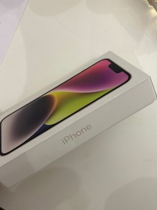 2x iPhone 14 Bianco e Azzurro