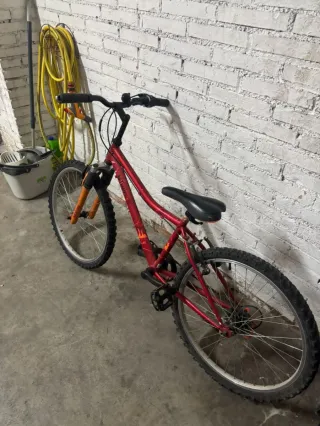 Bicicleta Roja