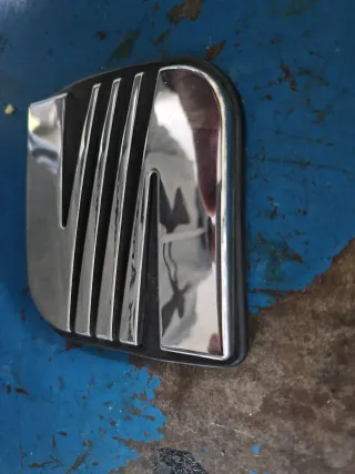 Anagrama Portón Seat Clásico