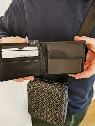 Portafoglio Calvin Klein uomo senza la scatola