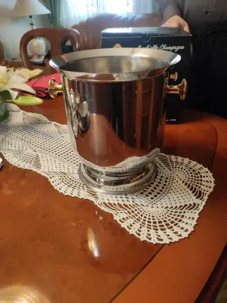 Champañera. Cubo para champán inox