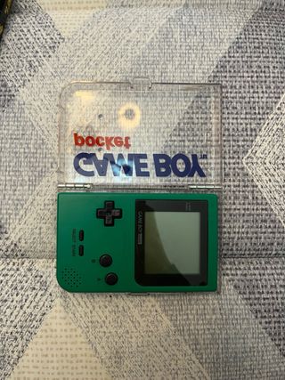 Nintendo Game Boy Pocket + 2 juegos
