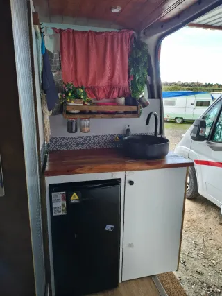 Furgoneta camperizada volkswagen Crafter 2007