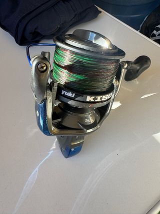 Carrete de pesca Yuki KISO