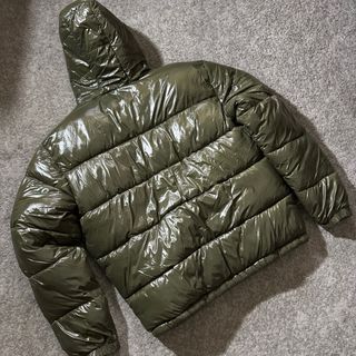 Chaqueta Puffer Verde Oliva Brillante