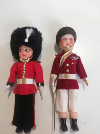 2 Muñecos Antiguos 15cm