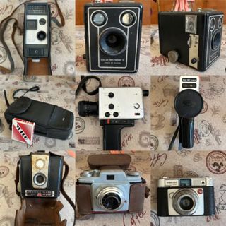 Collezione di vecchie fotocamere Polaroid