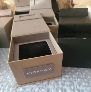 7 Cajas vacias de Viceroy y 1 Lotus para Relojes