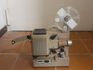 Proiettore Bauer 8mm Storico Beige