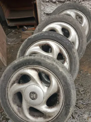 4 Llantas SEAT Córdoba