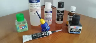 Kit Pinturas Vallejo Model Air y Primers