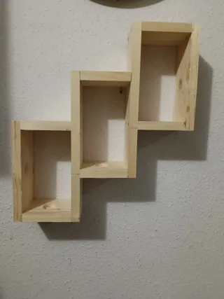 Botellero de madera para 3 botellas de cervezas