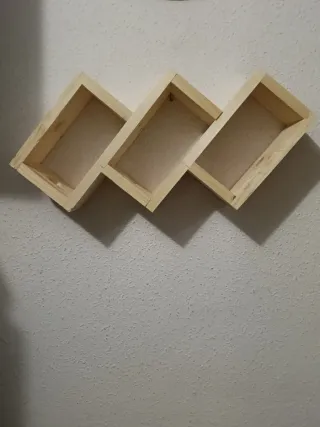 Botellero de madera para 3 botellas de cervezas