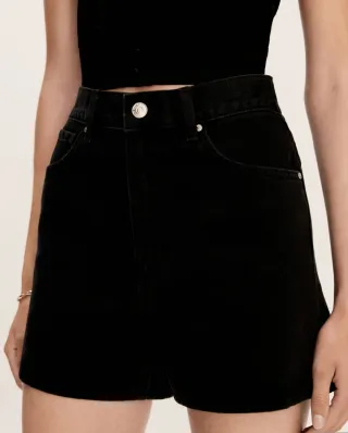 Shorts vaqueros tiro alto negros