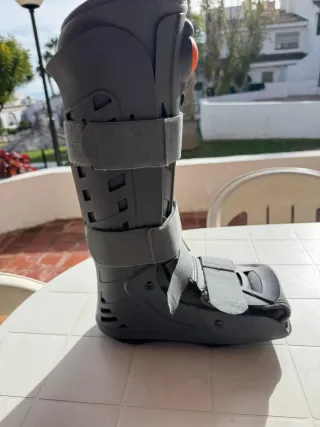 Bota Walker Talla 36-40 Regulable Válvula