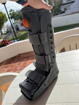Bota Walker Talla 36-40 Regulable Válvula
