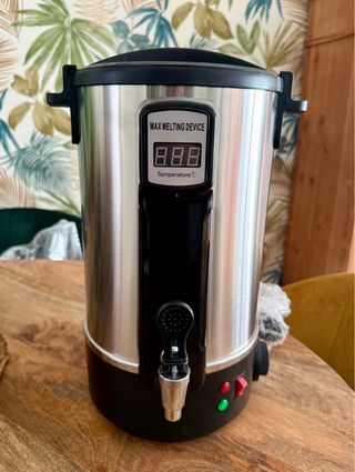 Fundidor de cera eléctrico