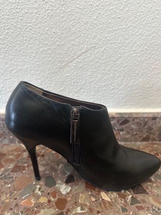 Botines piel Adolfo Dominguez negros