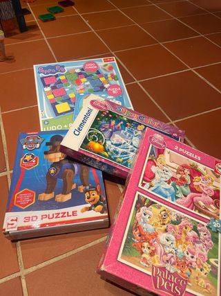 Lote de 4 puzzles