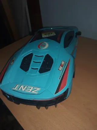 Coche de juguete Lamborghini a escala