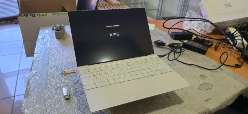 DELL XPS 9320 i7 1260P 16 RAM 512 SSD afbeelding 4