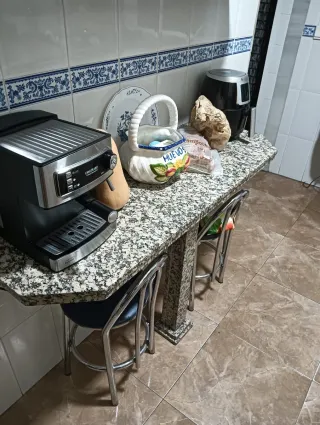 Cocina completa mármol y madera