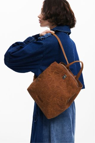 Bolso y Mochila Desigual