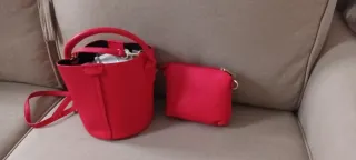 Bolso bombonera y cartera pequeña.  Sin estrenar