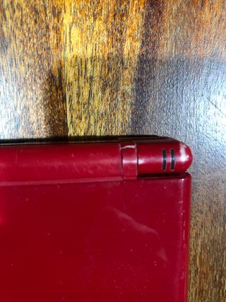 Console Nintendo Ds rosso con caricatore leggere