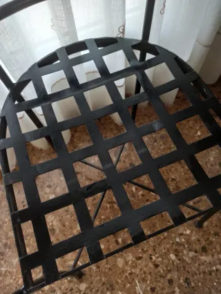 Sillón de forja negro