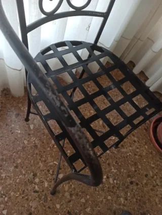 Sillón de forja negro