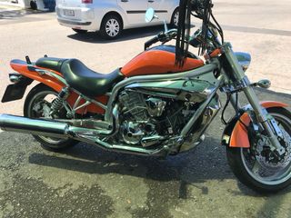 Hyosung Aquila 650cc Custom