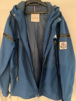 Chaqueta Moncler impermeable azul hombre