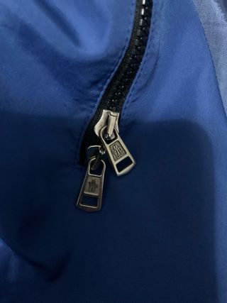 Chaqueta Moncler impermeable azul hombre