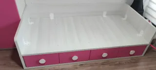 Cama juvenil con cajones