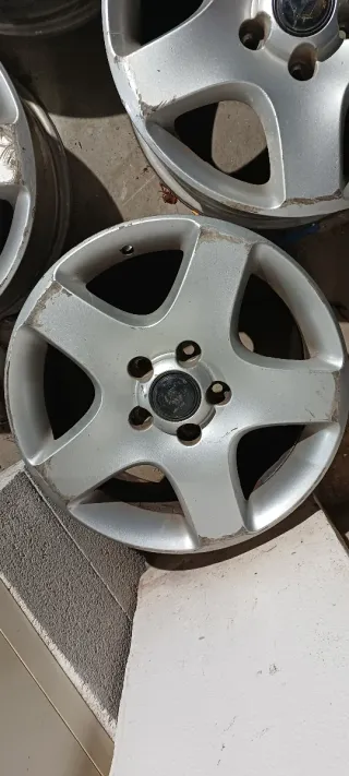 Llantas Volkswagen 17