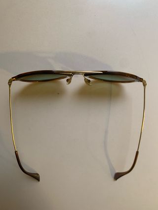 Gafas de sol Ray-Ban marrones y verdes