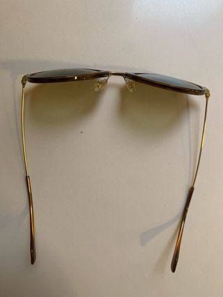 Gafas de sol Ray-Ban marrones y verdes