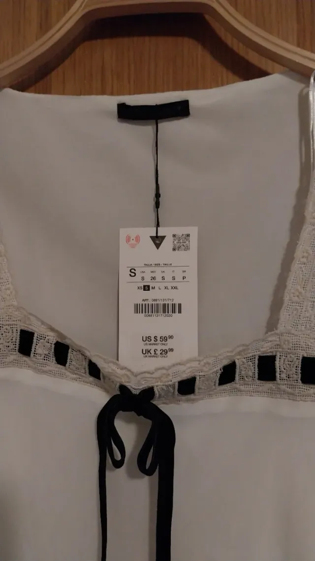 Blusa Zara Blanca con Puntilla