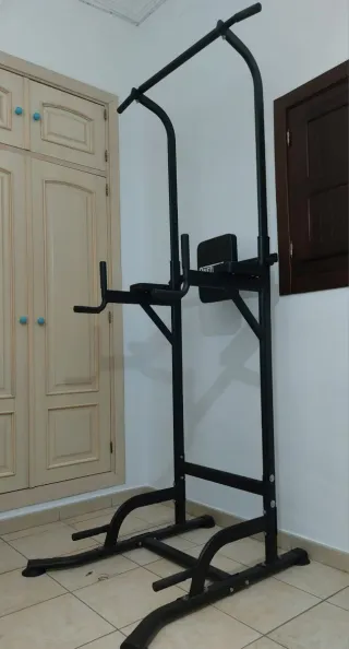 Estación de entrenamiento ONETWOFIT