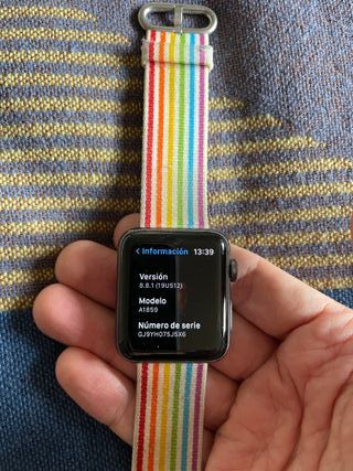 Apple Watch Series 3 (42mm) negro + 4 correas+caja