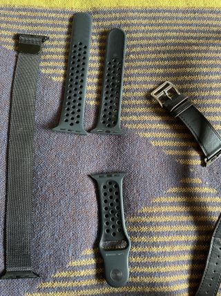 Apple Watch Series 3 (42mm) negro + 4 correas+caja