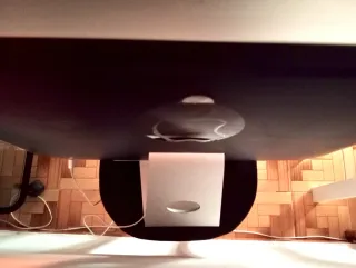 iMac 24 2009 plateado con teclado incluido.