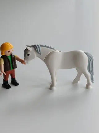 Playmobil Niño y Caballo Blanco