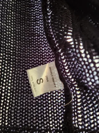 Chaqueta azul con capucha y borreguito