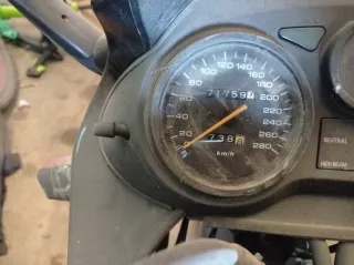 Suzuki GSX 750 - Arranca y Anda