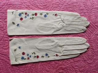 Guantes Sybilla bordados flores